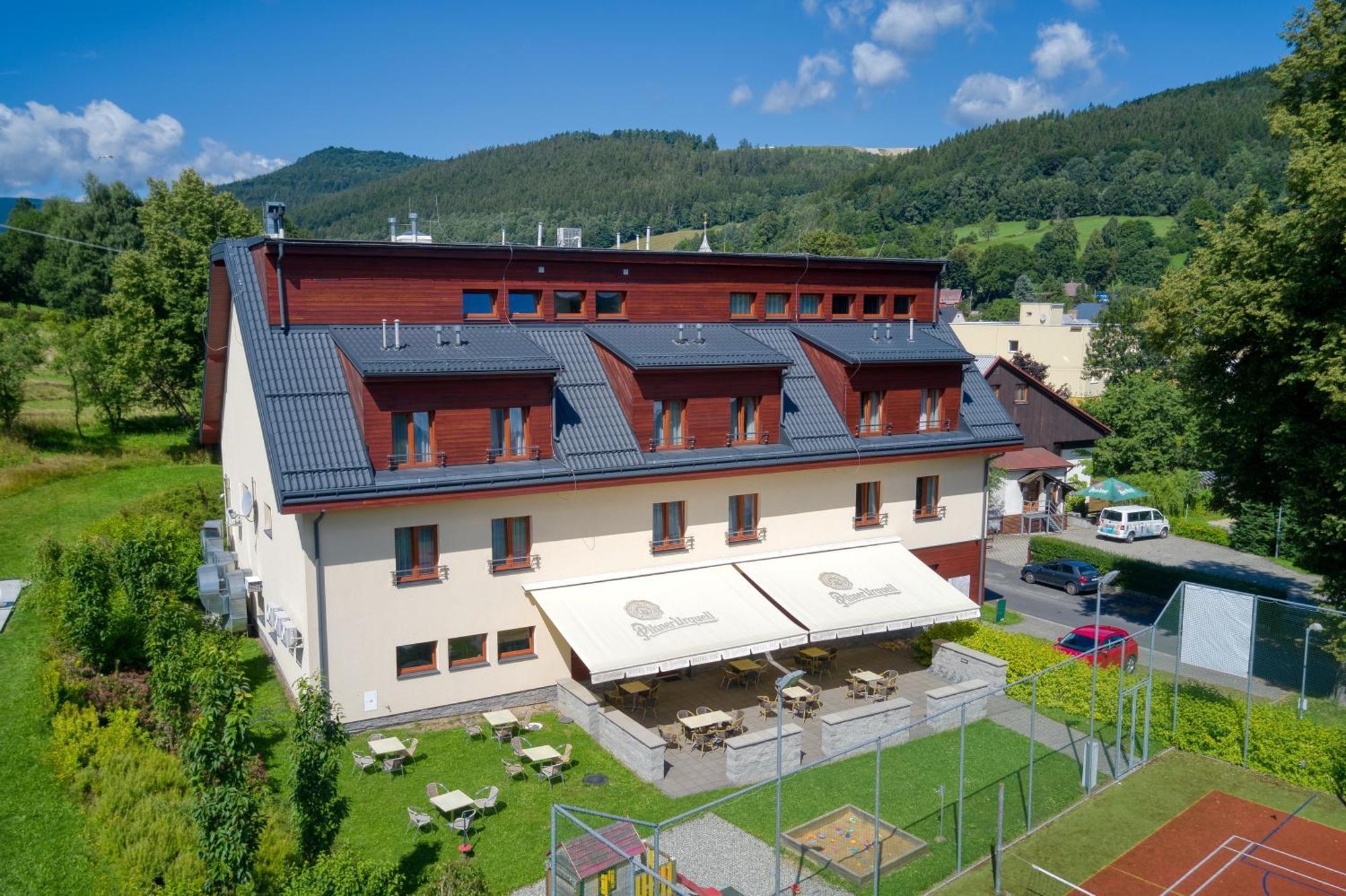 Hotel Toc Lipova Lazne Exteriör bild